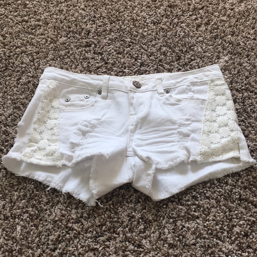 Rue 21 White with Crochet/Lace Detail Shorts